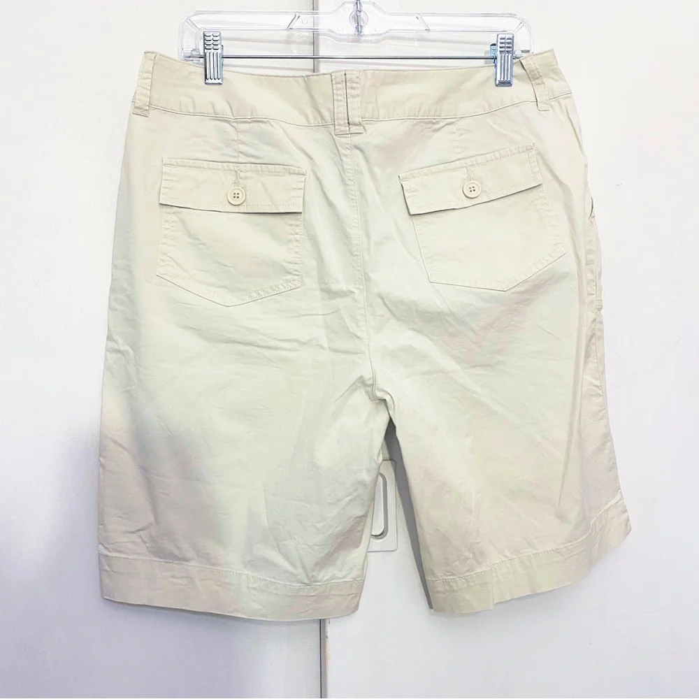 ST. JOHN’S BAY stretch lightweight woven cotton khaki zip fly shorts 14P